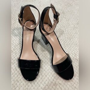 Kate Spade Susane Black Patent Leather ankle strap block heel Size 7